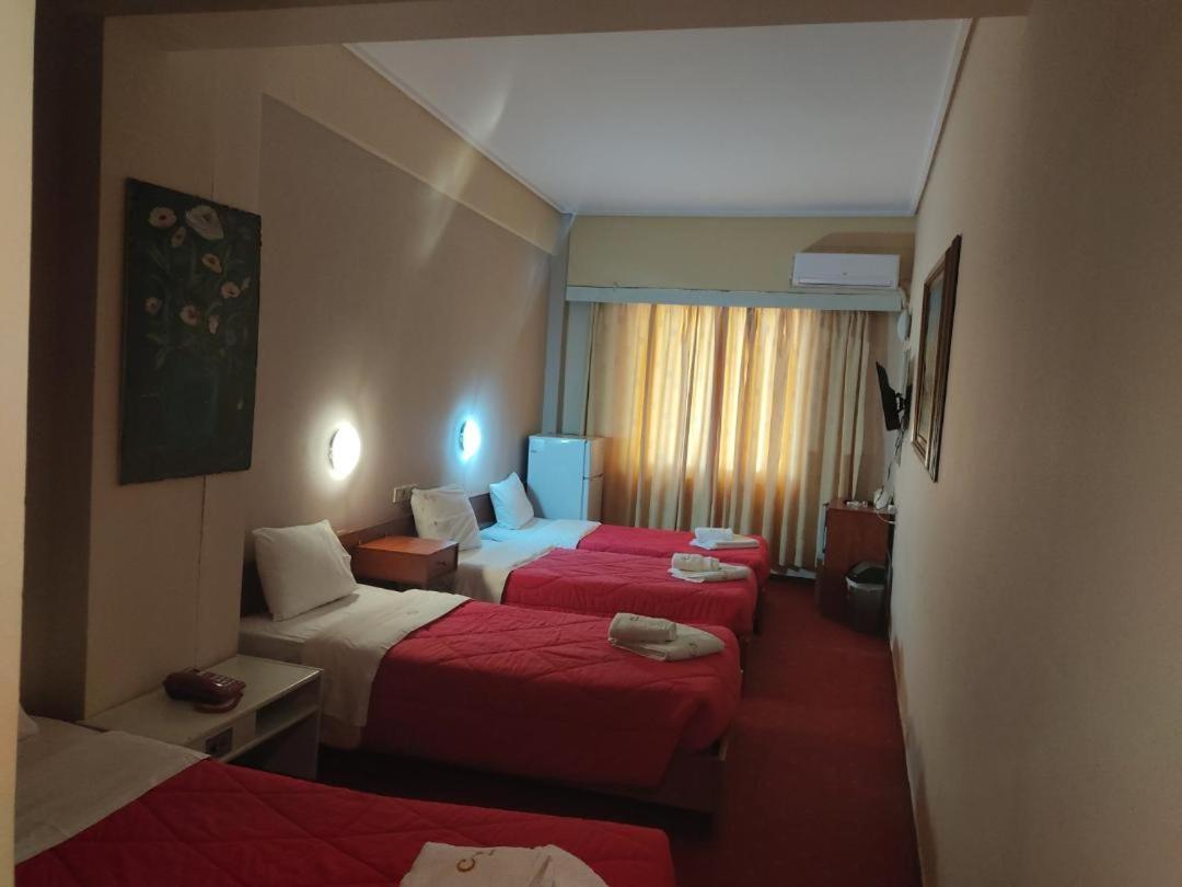 Cavo D' Oro Hotel Piraeus Exterior photo