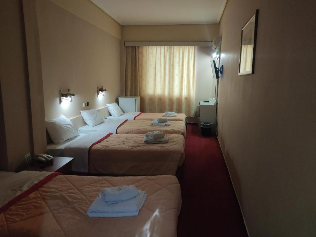 Cavo D' Oro Hotel Piraeus Exterior photo