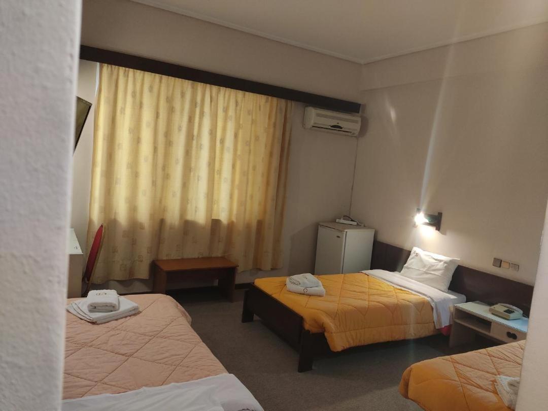 Cavo D' Oro Hotel Piraeus Exterior photo