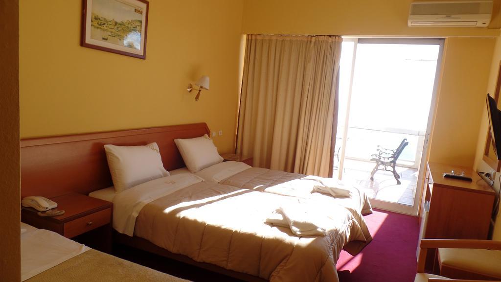 Cavo D' Oro Hotel Piraeus Exterior photo