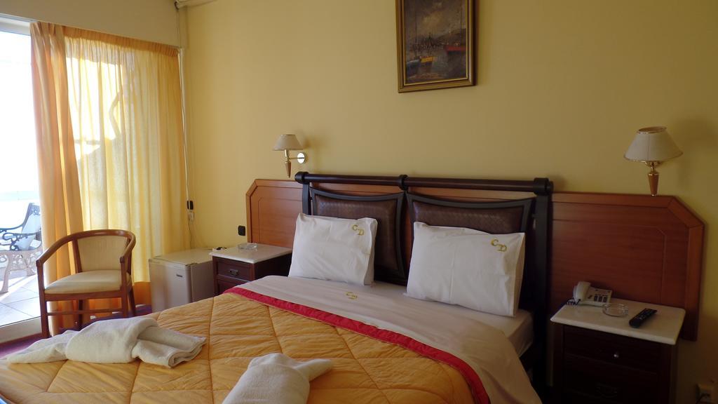 Cavo D' Oro Hotel Piraeus Exterior photo