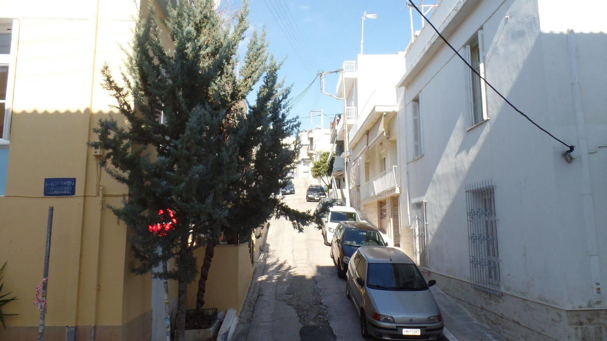 Cavo D' Oro Hotel Piraeus Exterior photo